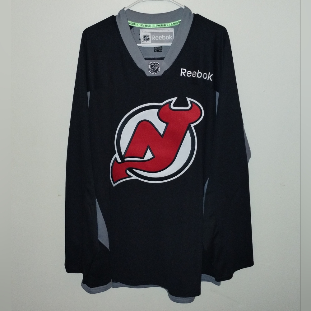 New Jersey Devils Jersey, Men's Size XL